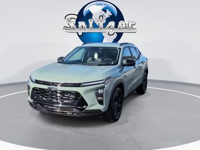 New 2026 Chevrolet Trax ACTIV w/ Sunroof Package