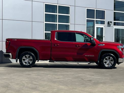 Used 2021 GMC Sierra 1500 SLE image 3