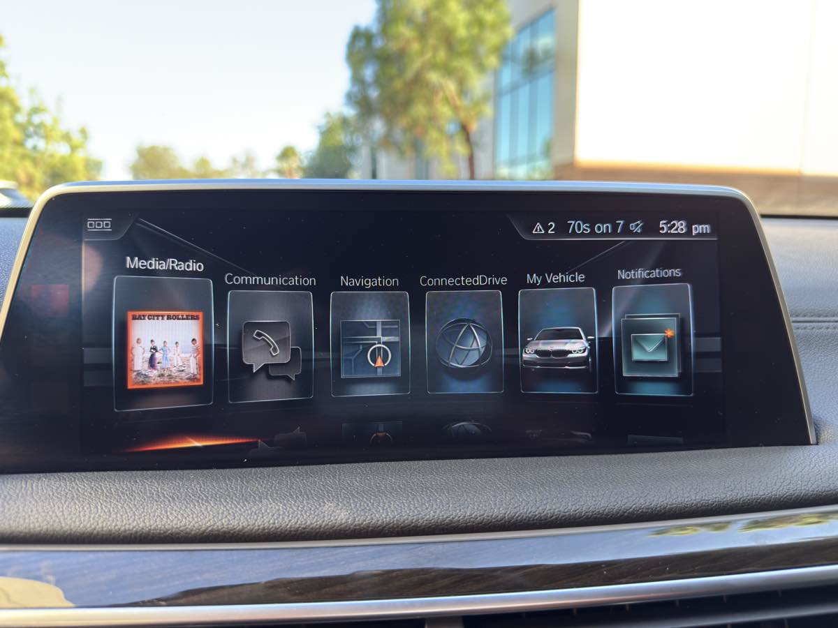 Used 2016 BMW 740i RWD image 48