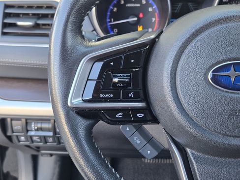 Used 2018 Subaru Outback 3.6R Touring image 38