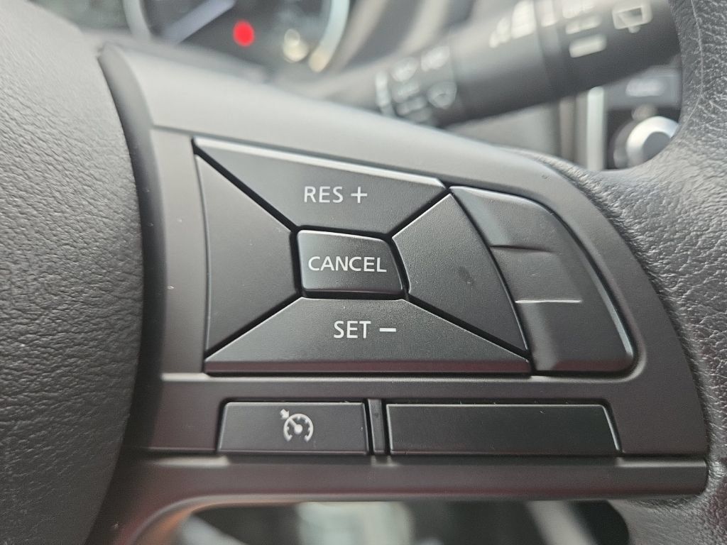 Used 2025 Nissan Kicks Play S FWD image 29