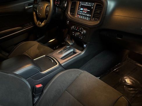 Used 2023 Dodge Charger R/T w/ Plus Group image 32