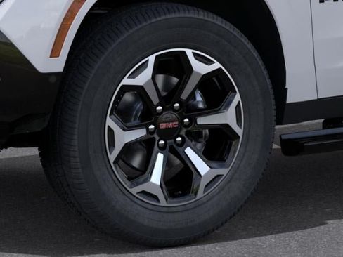 New 2026 GMC Yukon AT4 Ultimate AWD/4WD image 9