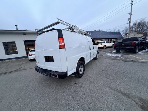 Used 2020 Chevrolet Express 2500 2500 3dr Cargo Van w/ Driver Convenience Package image 13