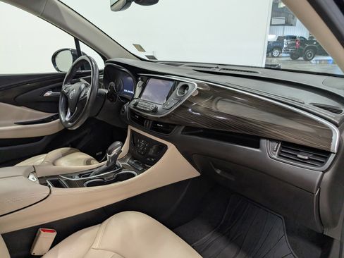Used 2020 Buick Envision Premium w/ Driver Confidence Package image 19