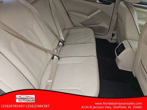 Used 2017 Volkswagen Passat 1.8T SE image 8