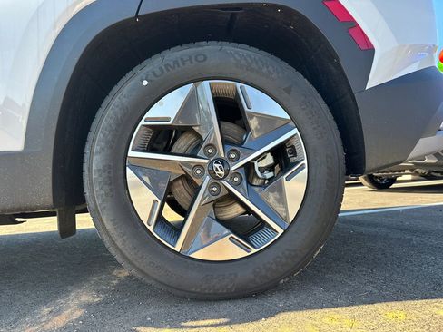 New 2025 Hyundai Tucson SEL image 19