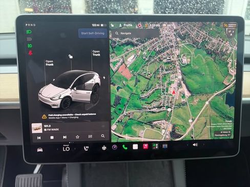 Used 2023 Tesla Model Y Long Range AWD/4WD image 16