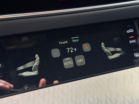 New 2026 Genesis GV70 2.5T Sport Prestige image 38