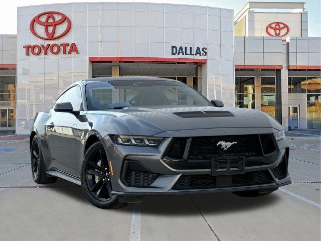 Used 2025 Ford Mustang GT RWD image 1
