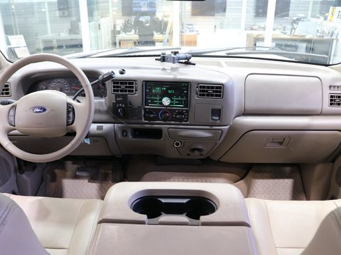 Used 2003 Ford F350 Lariat image 19