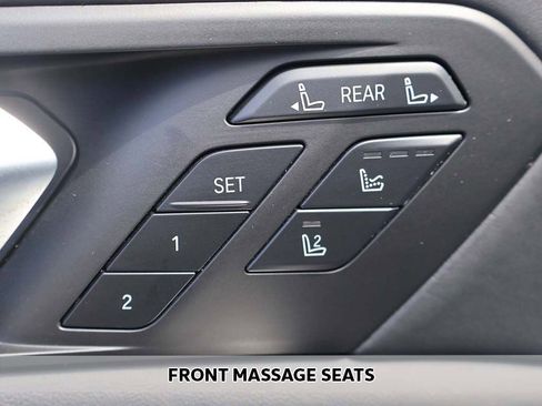 Used 2023 BMW X7 M60i w/ Executive Package AWD/4WD image 7