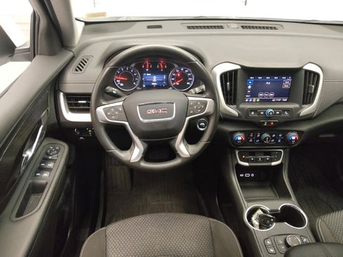 Used 2024 GMC Terrain SLE w/ Driver Convenience Package AWD/4WD image 22