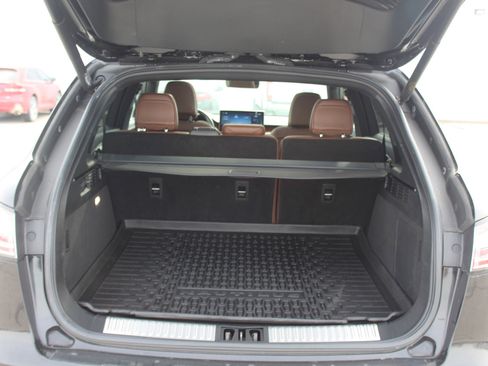 Used 2022 Lincoln Nautilus Reserve w/ Equipment Group 202A image 20