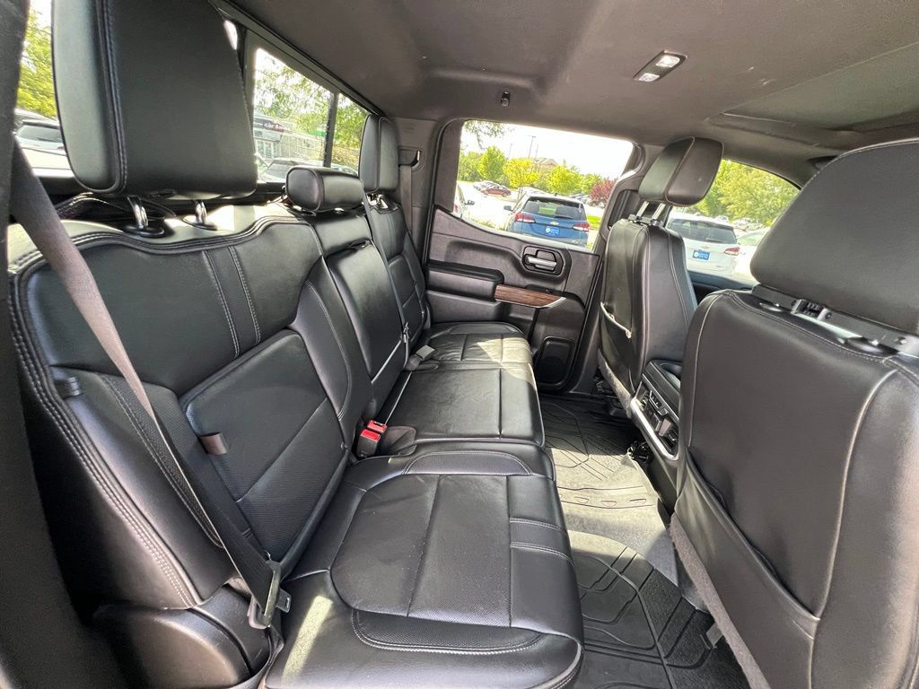 Used 2021 Chevrolet Silverado 1500 High Country w/ Technology Package AWD/4WD image 25