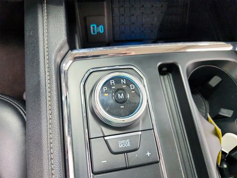 Used 2023 Ford Expedition Max XLT image 27