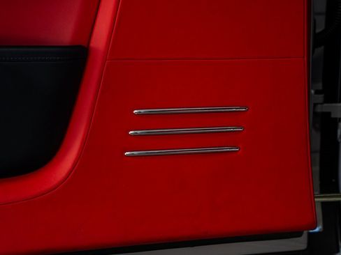 Used 2022 Rolls-Royce Phantom Sedan image 34