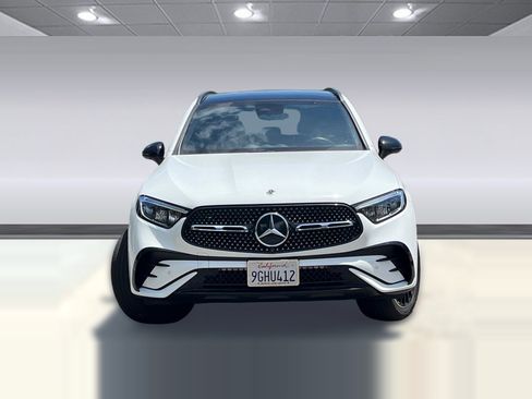 Used 2023 Mercedes-Benz GLC 300 image 4