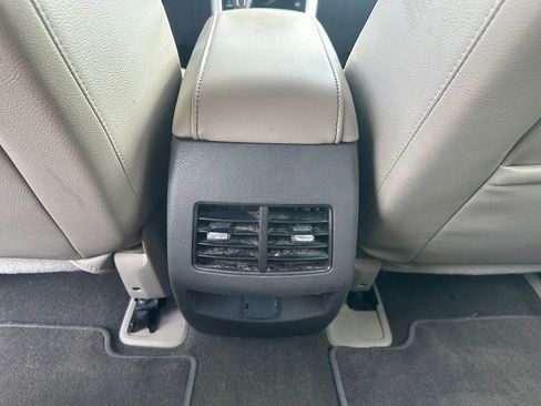 Used 2014 Ford Edge Limited FWD image 24