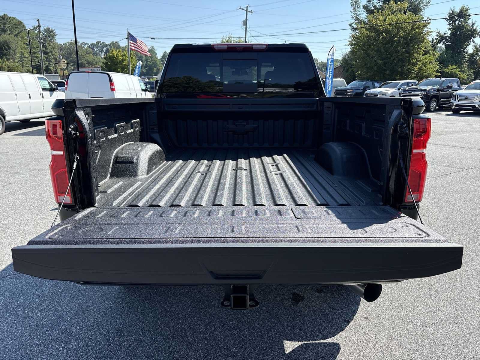 New 2026 Chevrolet Silverado 2500 High Country w/ Midnight Edition AWD/4WD image 26