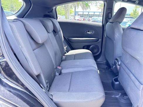 Used 2022 Honda HR-V Sport image 16