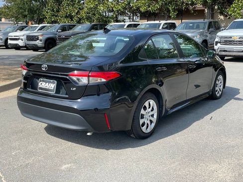 Used 2024 Toyota Corolla LE FWD image 7
