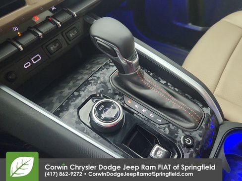 Used 2023 Chevrolet Colorado Trail Boss w/ Technology Package image 27