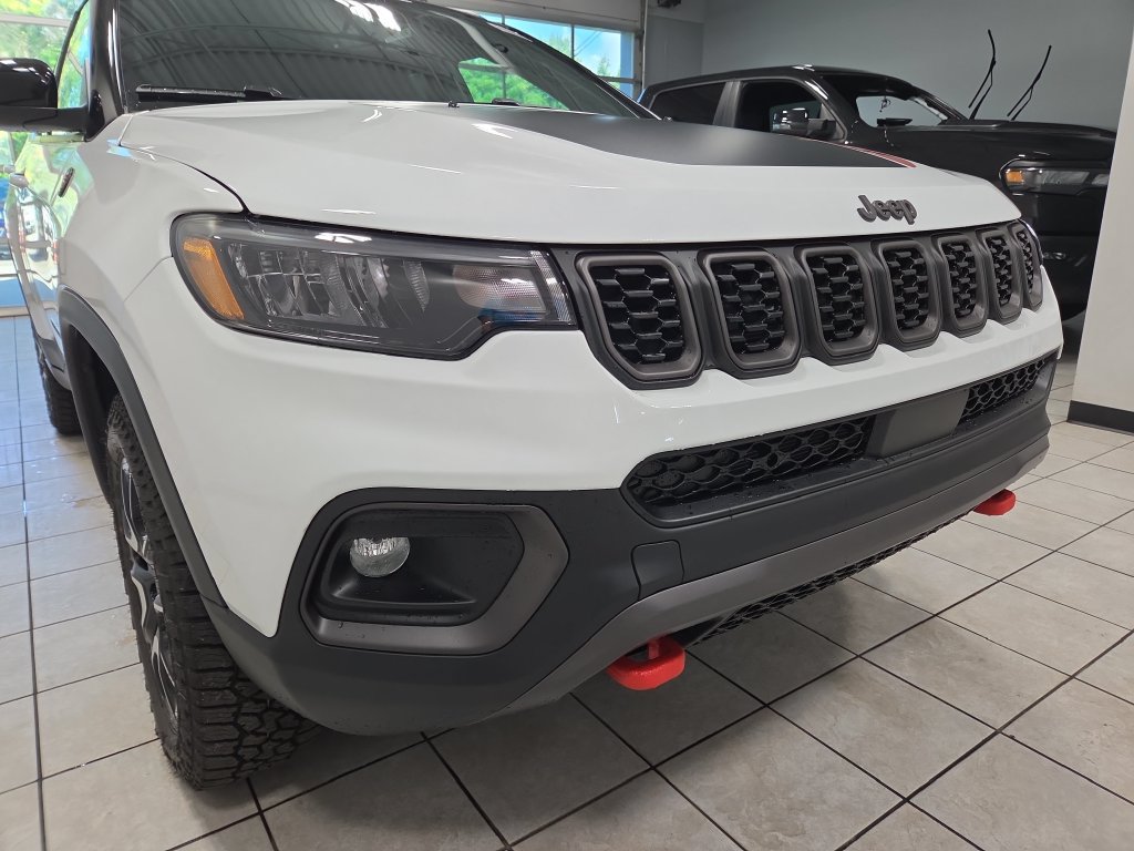 New 2026 Jeep Compass Trailhawk AWD/4WD image 13