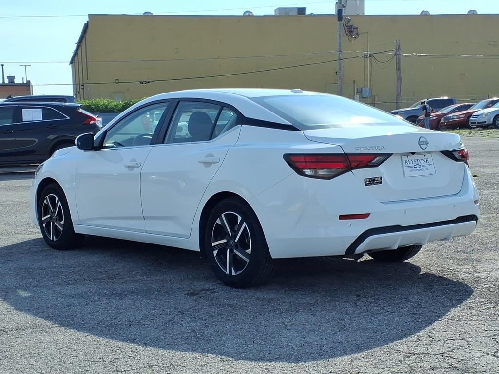 Used 2024 Nissan Sentra SV FWD image 5