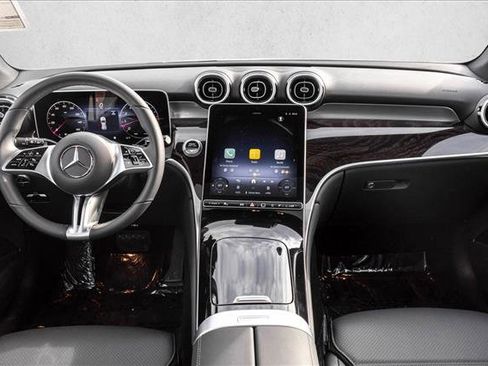 Certified 2026 Mercedes-Benz GLC 300 4MATIC image 24