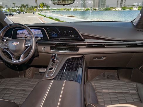 Used 2023 Cadillac Escalade V image 28