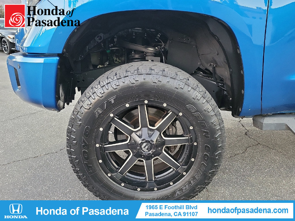 Used 2018 Toyota Tundra Platinum AWD/4WD image 37