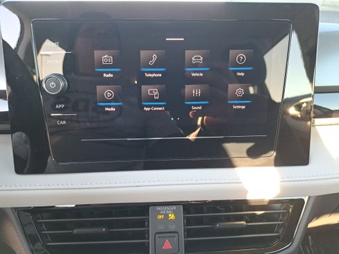 New 2026 Volkswagen Taos S image 11