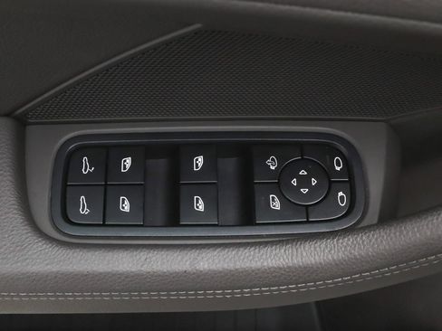 Used 2023 Porsche Panamera 4 Platinum Edition image 14