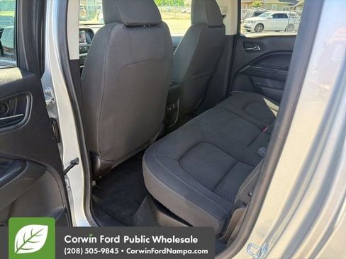 Used 2015 GMC Canyon SLE AWD/4WD image 26