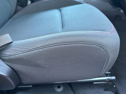 Used 2021 Jeep Wrangler Unlimited Rubicon image 24