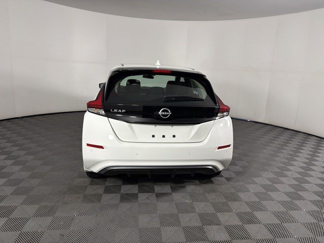 Used 2024 Nissan Leaf S FWD image 13