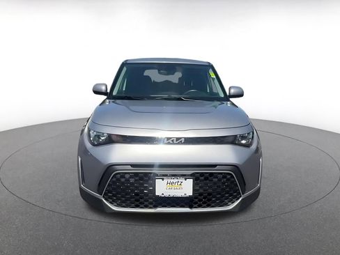 Used 2025 Kia Soul LX w/ LX Technology Package FWD image 4