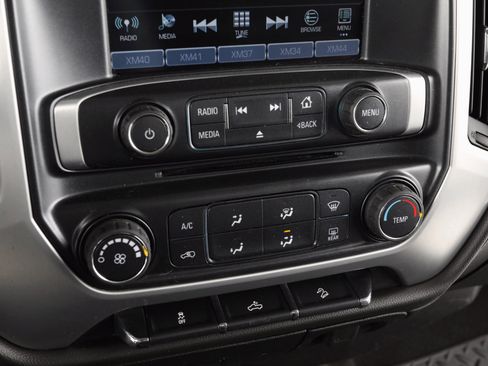 Used 2017 GMC Sierra 1500 SLE image 18