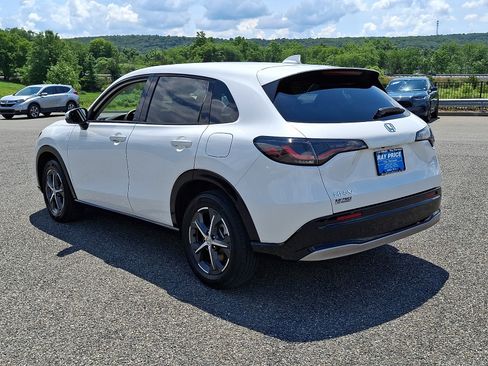 Used 2025 Honda HR-V EX-L image 4