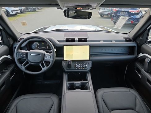 New 2026 Land Rover Defender 110 X-Dynamic SE image 22