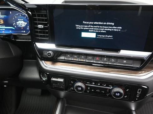 New 2026 Chevrolet Silverado 1500 RST AWD/4WD image 30
