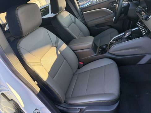 New 2026 Chevrolet Colorado ZR2 w/ Technology Package image 23