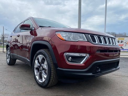 Used 2021 Jeep Compass Limited AWD/4WD image 29