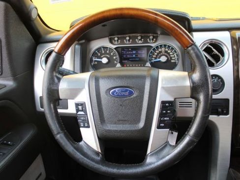 Used 2013 Ford F150 Platinum image 13