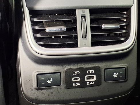 Used 2025 Subaru Outback Onyx Edition XT image 13