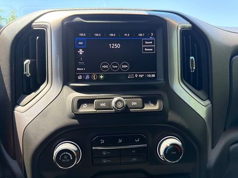 Used 2023 Chevrolet Silverado 1500 Custom AWD/4WD image 31