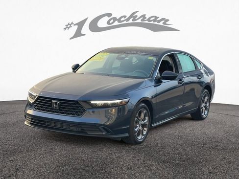 Used 2024 Honda Accord EX image 3