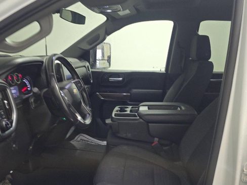 Used 2022 Chevrolet Silverado 2500 LT w/ Convenience Package image 5