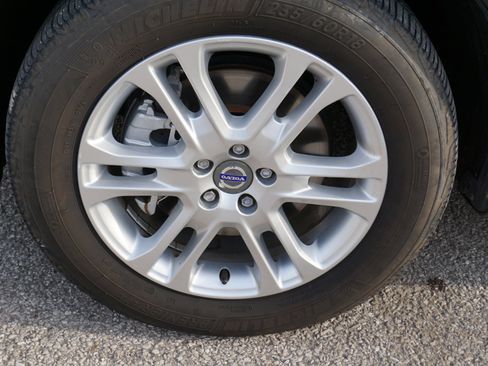 Used 2015 Volvo XC60 T5 Platinum image 9